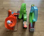 Писта Hot wheels и пес патрул