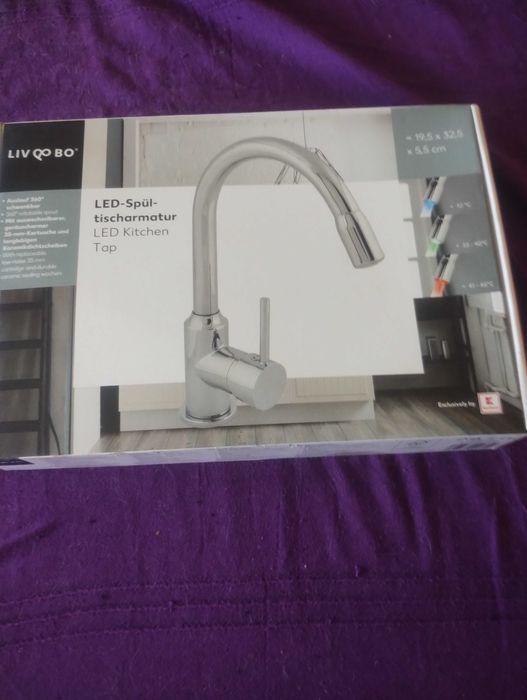 ЛЕД смесител за умивалник