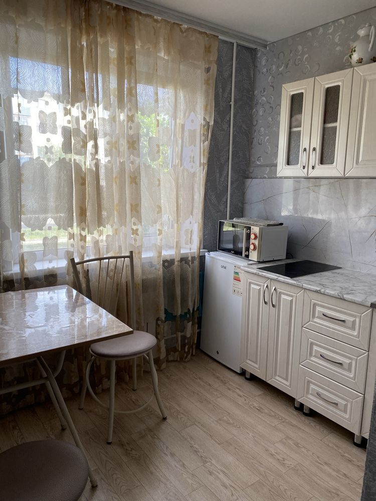 Сдам 1 комнатную. Кв. 10тт ночь., 12тт сутки