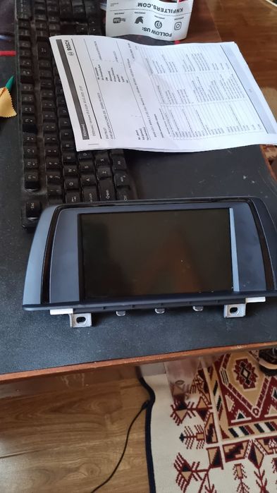 Vand navigatie mica pentru modelele F