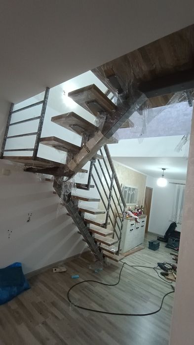 Scări interioare