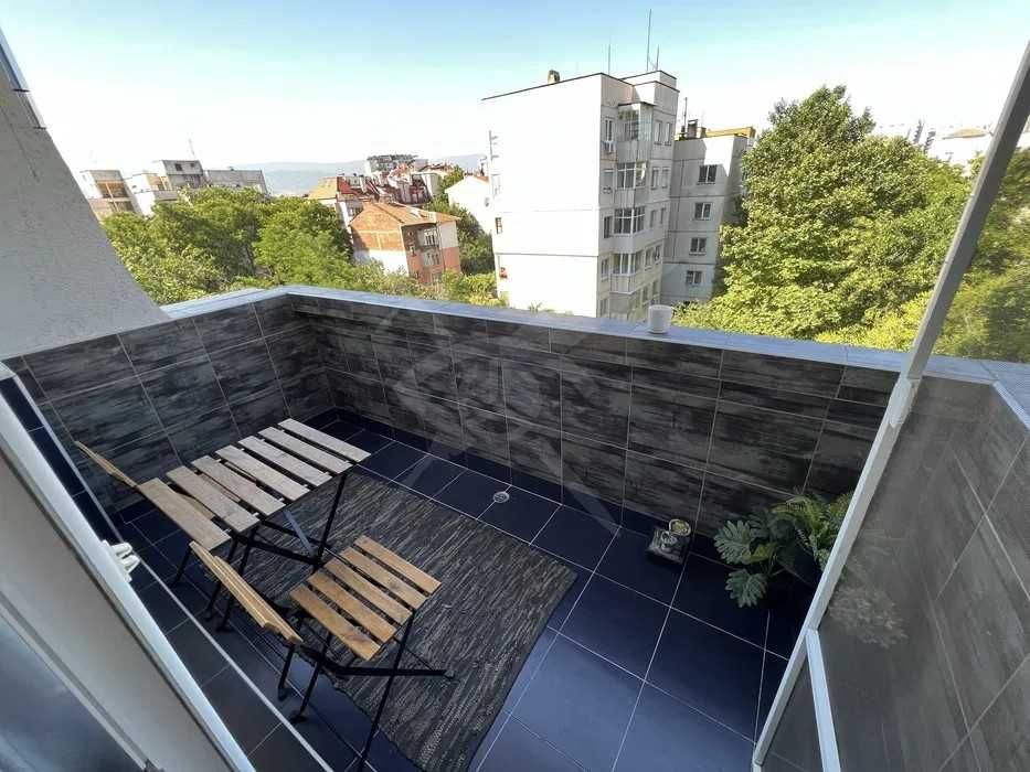 Продава се Четиристаен апартамент в Пловдив, Христо Смирненски - 75 кв.м за 2000 €/кв.м - Снимка #9