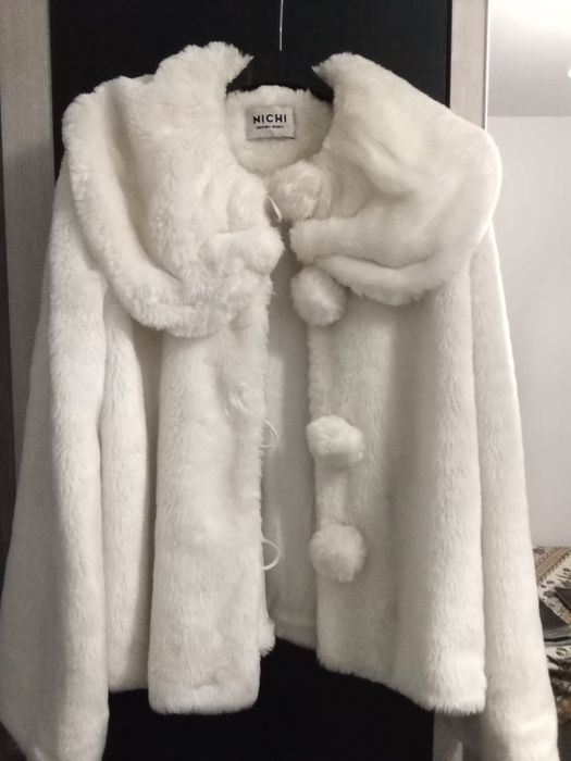 Haina Cristina nichita marimea 40. Pret 100 lei