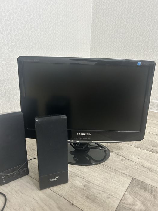 Компьютерный комплект: системник, монитор,принтер 3в1, клава и колонки