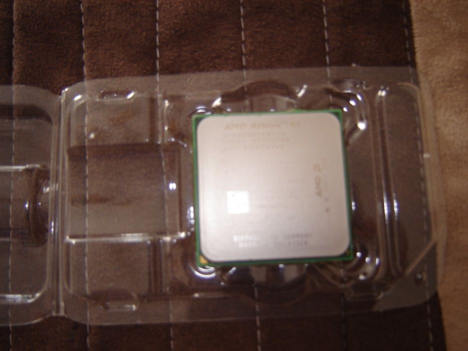 Procesor AMD Athlon 64 cu Cooler cupru