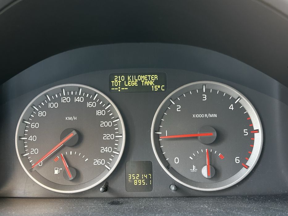 Vând Volvo V50 2.0D