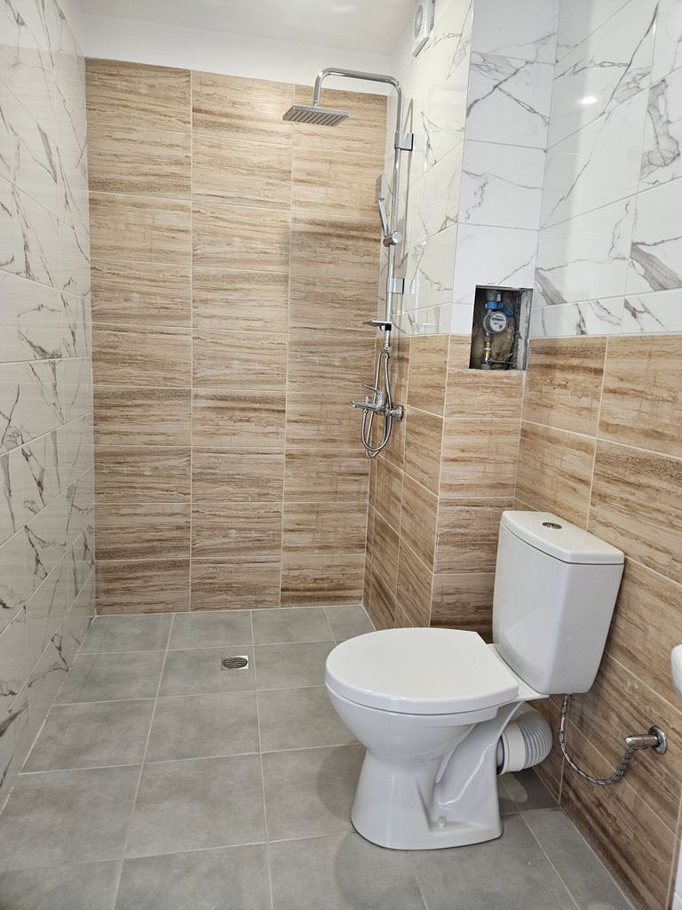 Продава се Тристаен апартамент в София, Зона Б-5-3 - 83 кв.м за 2229 €/кв.м - Снимка #4