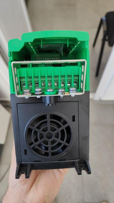 Inverter de frecvență 3kW – Control Techniques C200-034 00073 A – NOU