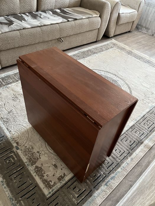 Продам стол-книжку