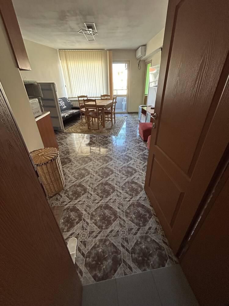 Тристаен апартамент под наем в кв. Каменица 2