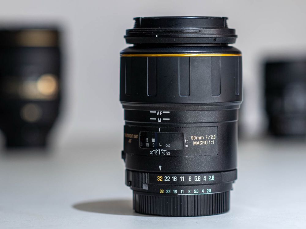 Обектив Tampron SP AF 90/2.8 macro за Nikon FX