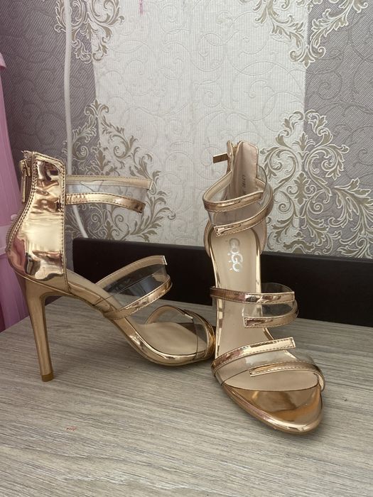 Туфли женские