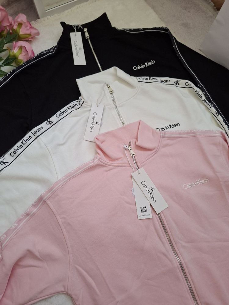 Суитчъри CalvinKlein