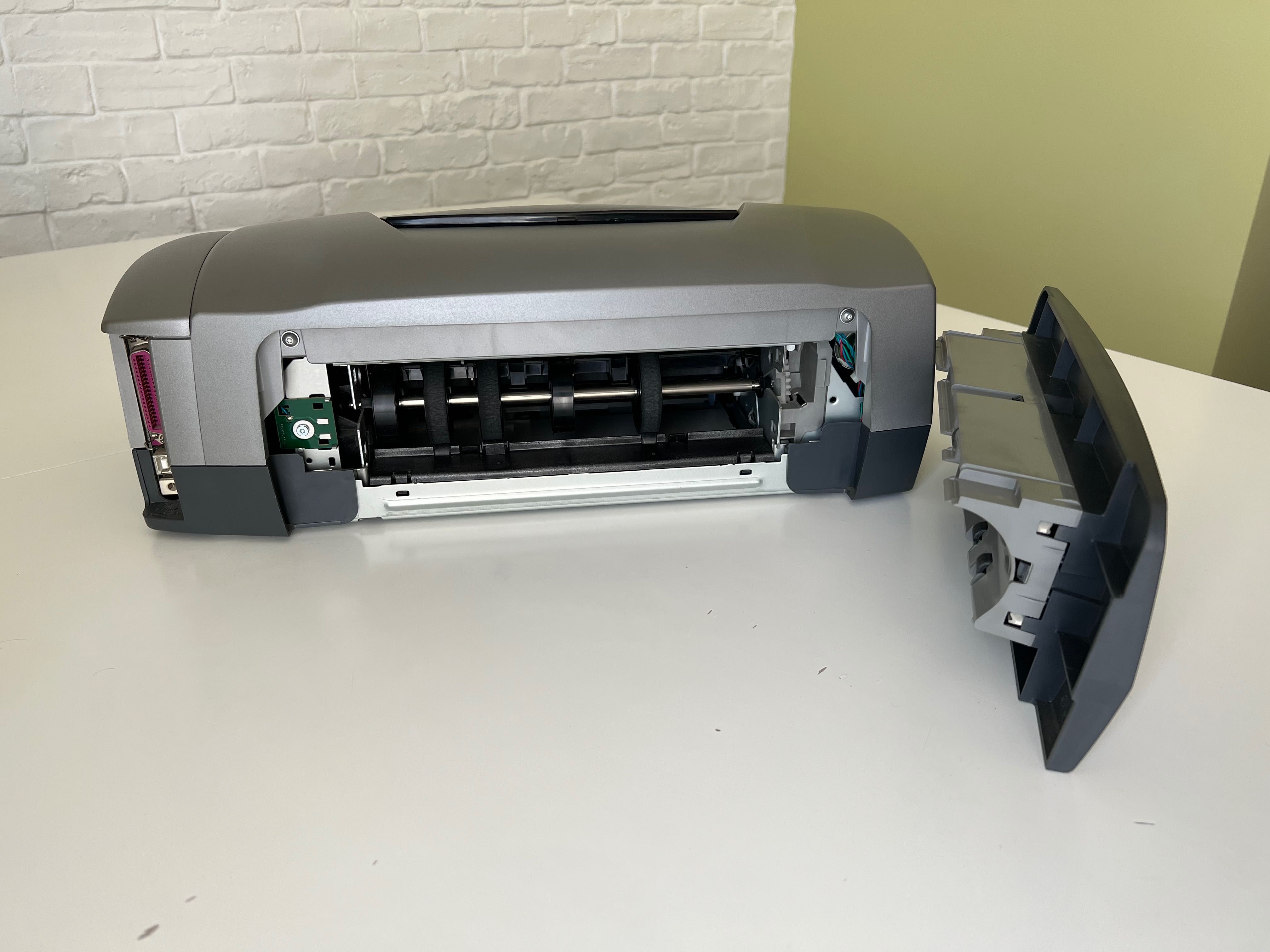 Принтер HP Desktop 5550