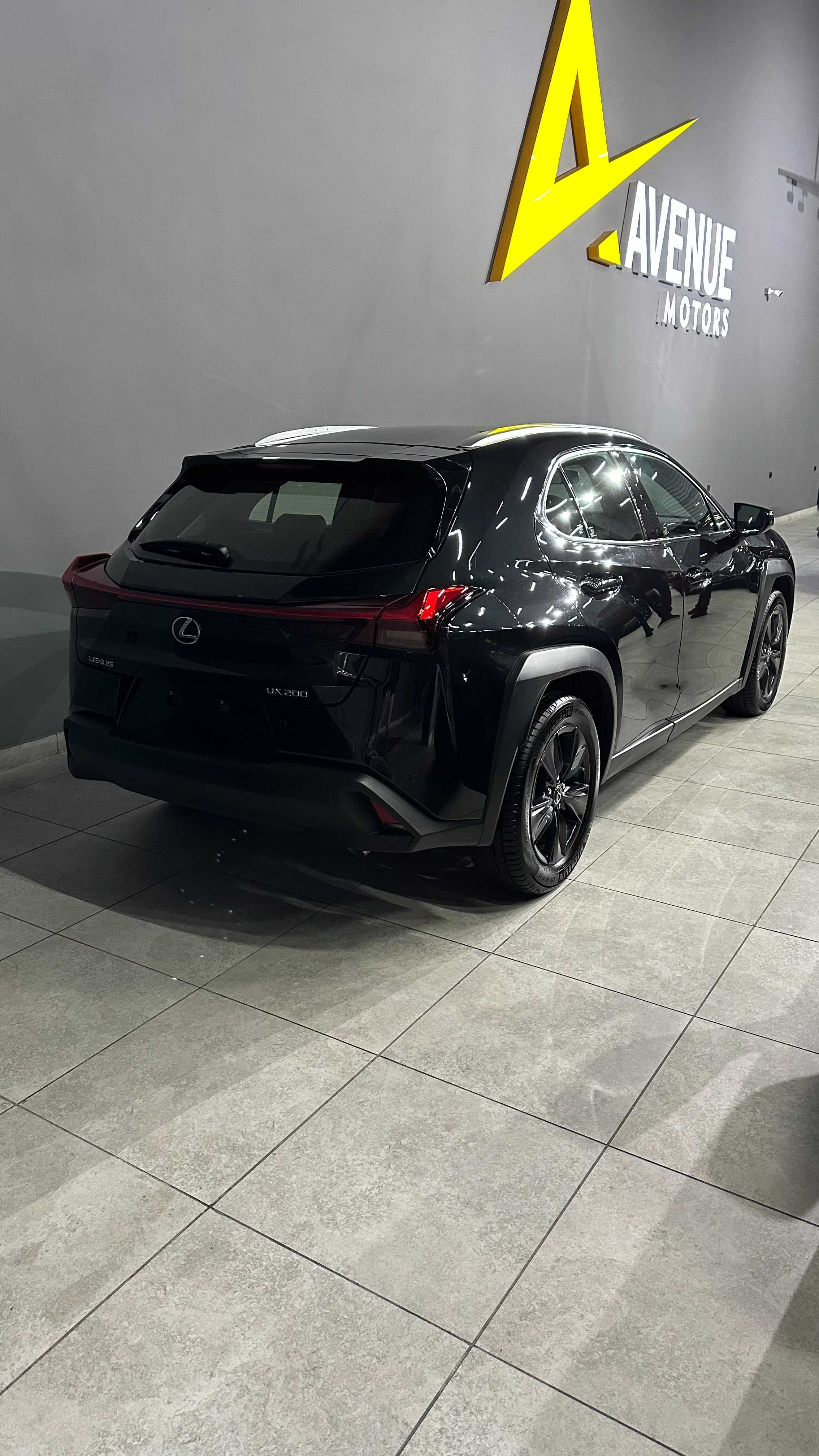 Lexus UX 200 Новый