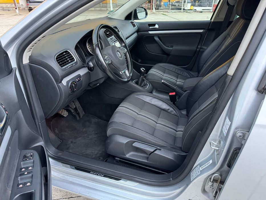 Volkswagen Golf 6 Match 2013 Piele Navigatie Carte Service