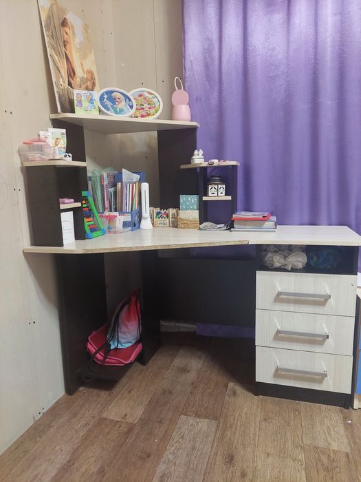 Стол компьютерный угловой