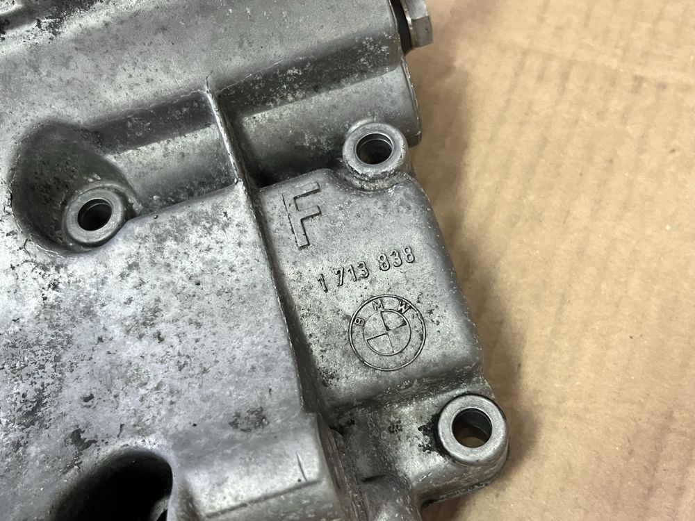 Конзолата на масления филтър за BMW E39 E46 (M52 / M54)