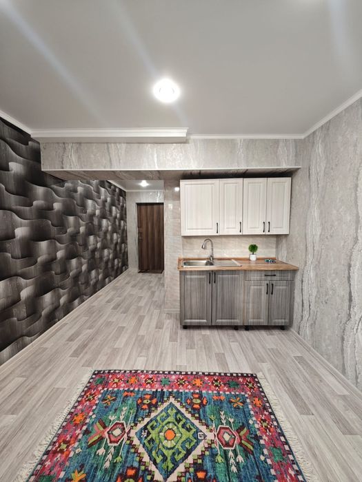 Продам 1 комн миниквартиру. 20 мкр.