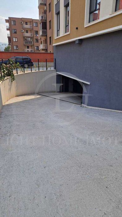 Реф. 2944 Гараж Остромила