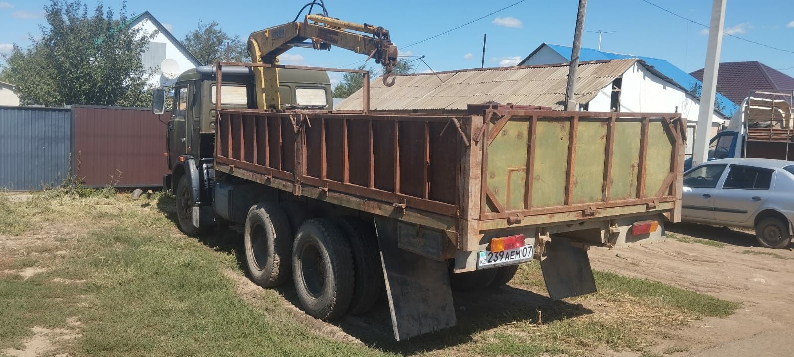 Продам КамАЗ манипулятор робот