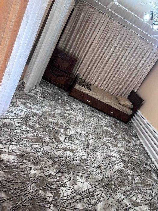 Uchaska sotiladi 7.5 sotix zangiota masjidi yonidagi katta ko'chada