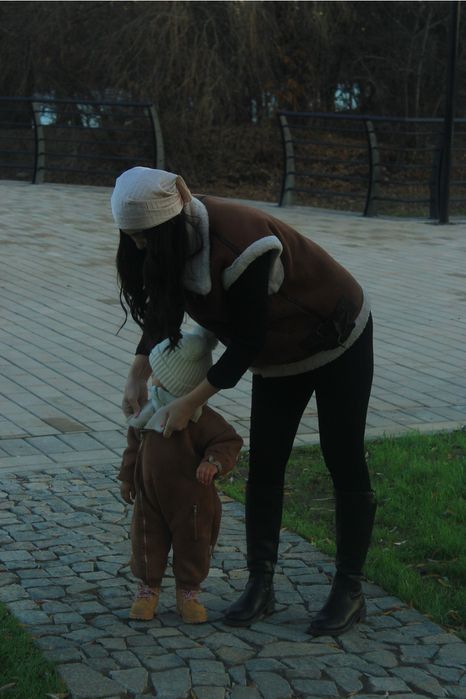 Мы с дочкой носили в паре (мама-дочка). Продам детские зимние вещи