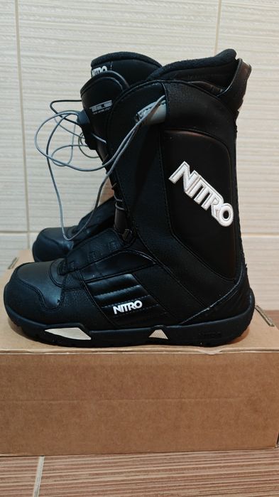 Boots snowboard Nitro TLS Nr 42 -42,5- mondo 27,5