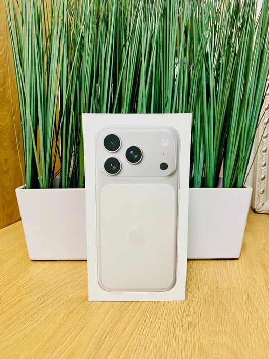 ЧИСТО НОВ !!! Apple iPhone 17 Pro, 256GB, 5G, Silver, Техномаркет