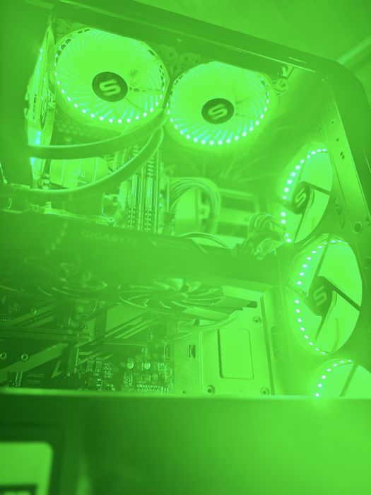 PC gaming - i5 8400 GTX 1070 8GB OC 32GB Ram