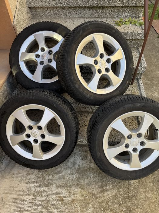 Джанти с гуми KIA R16