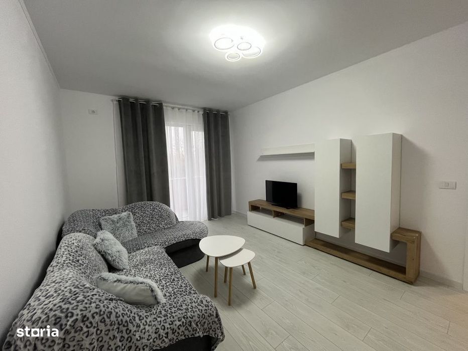 Decomandat, Bucatarie Inchisa, Prima Inchiriere