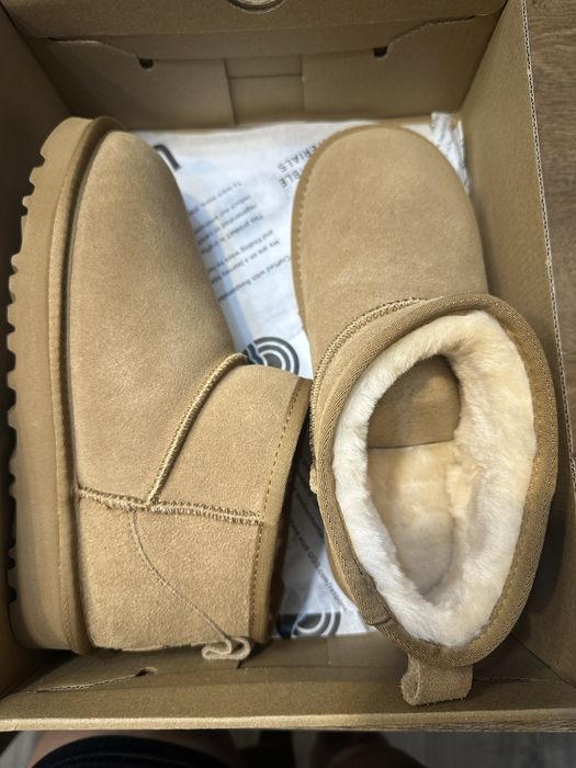 Зимни обувки UGG