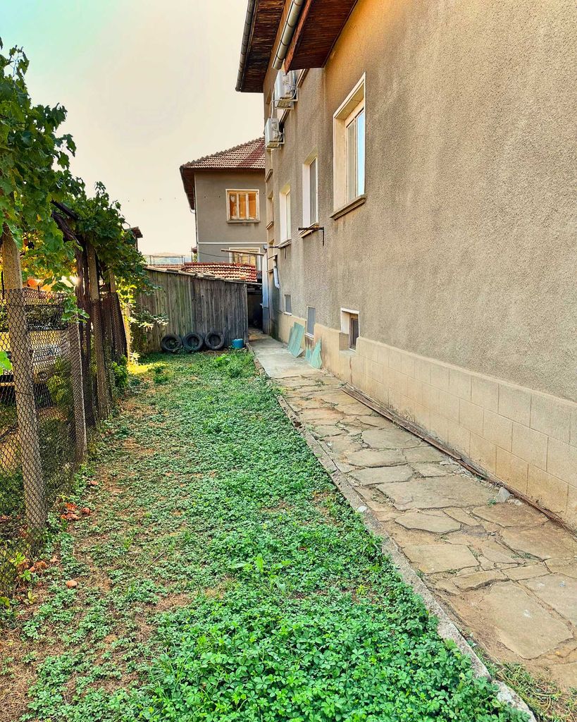 Продава се Къща в Ловеч, Широк център - 124 кв.м за 968 €/кв.м - Снимка #12