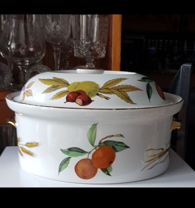 Supieră din portelan