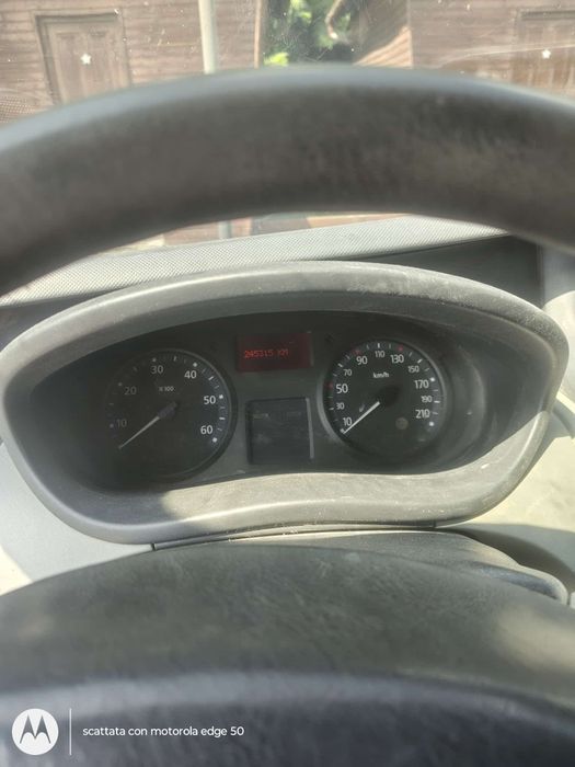 Renault Traffic 2014 model lung