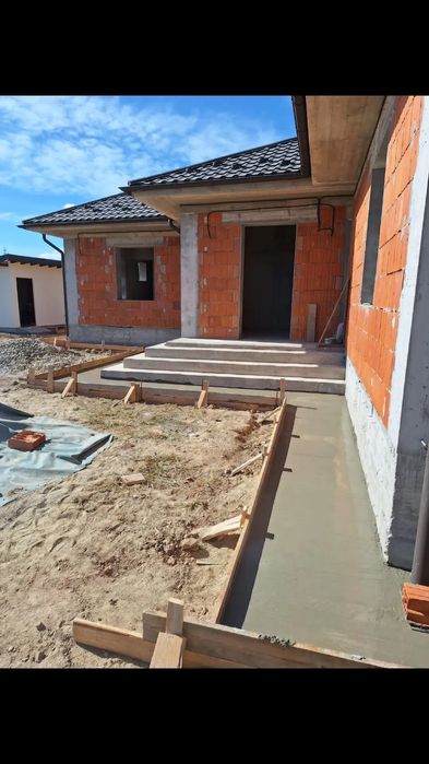 Construcții / Garduri / Trotuare / Drenuri / Alei / Case / Platforme