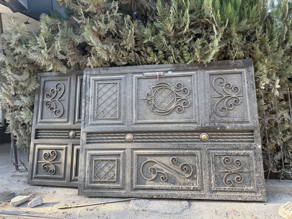 Темир дарвоза навес билан