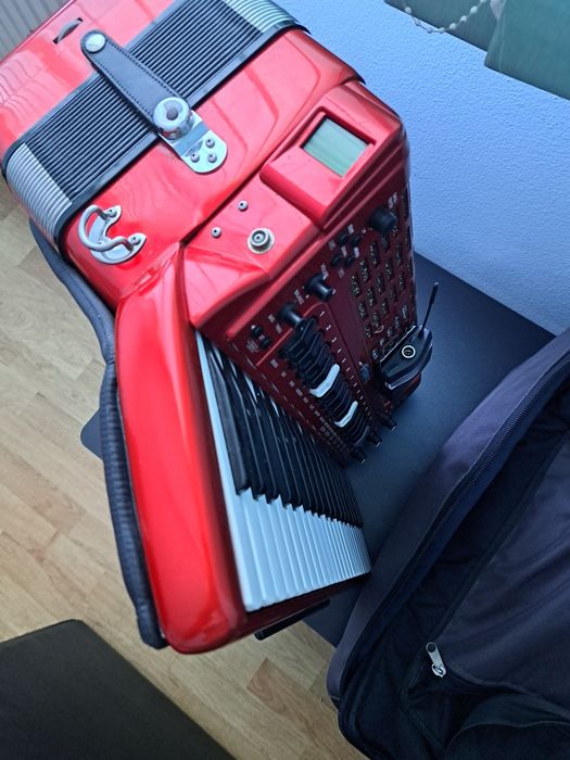 Vand acordeon Fr7 made in italia IMPECABIL ‼️