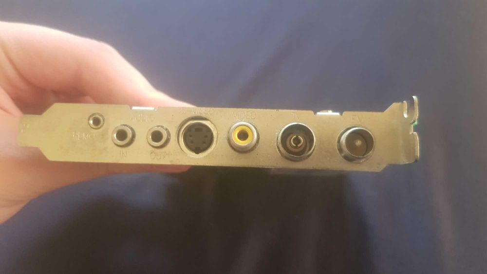 Tuner TV Avermedia Studio 303 PCI