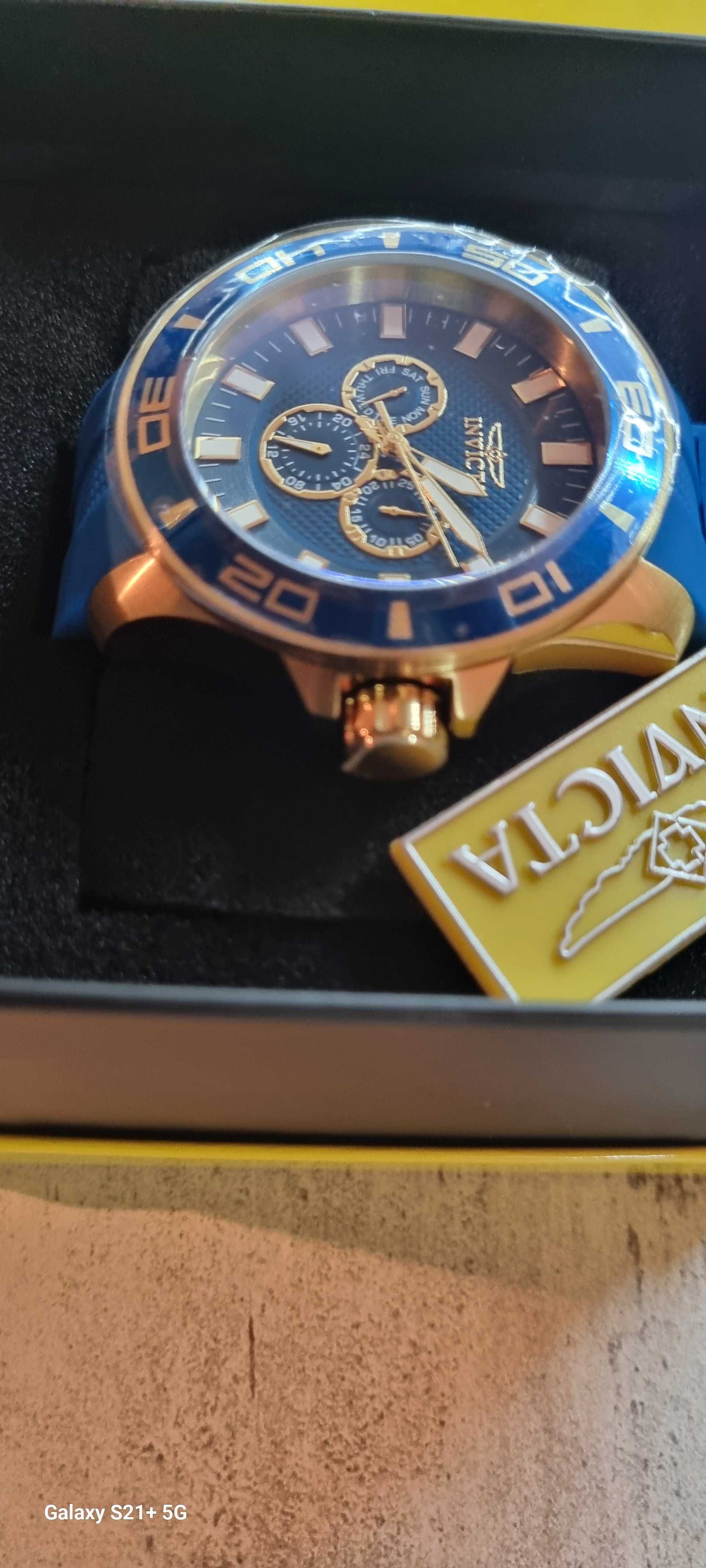 Часовник invicta чисто нов