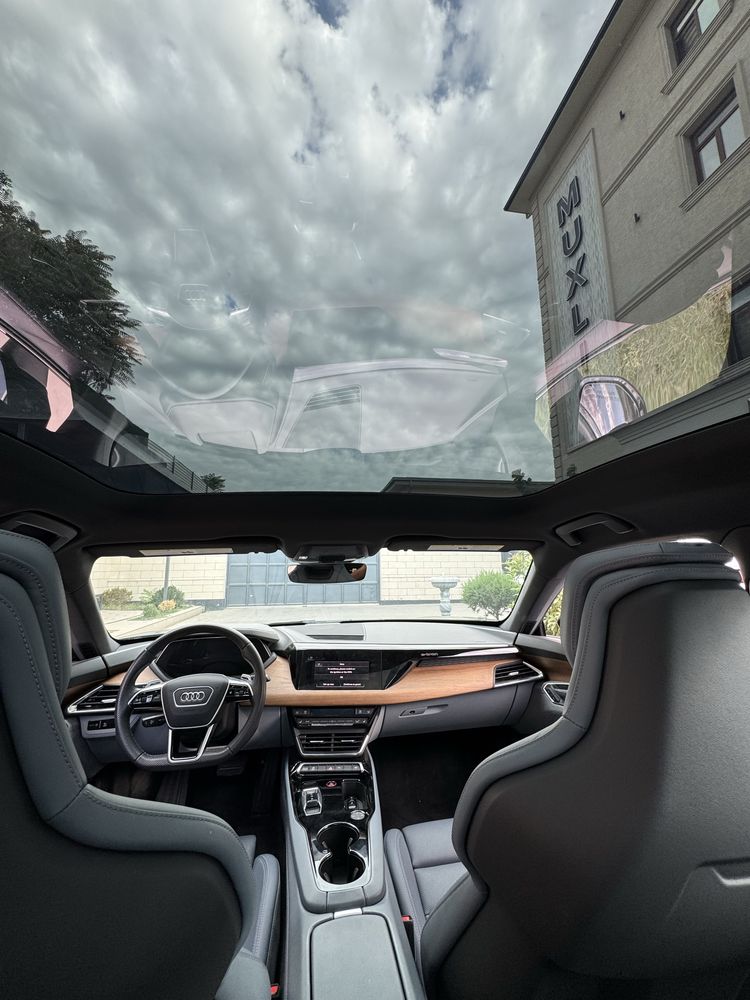 Audi e-tron GT 2023 yil 12.000 km