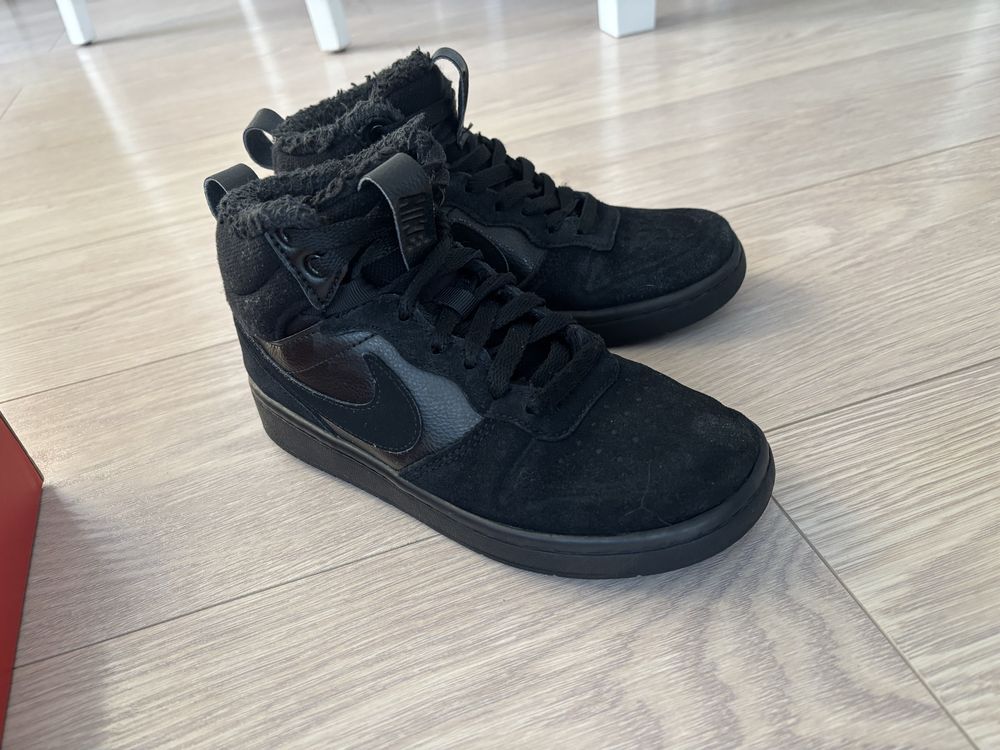 Маратонки 35,5 Nike