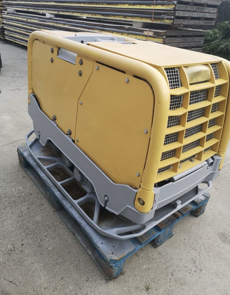 Placa compactoare WACKER DPU 80.  De 725kg