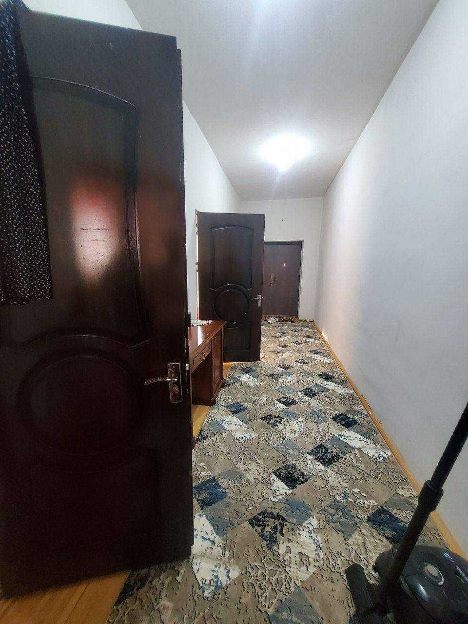 Xovli uy sotiladi