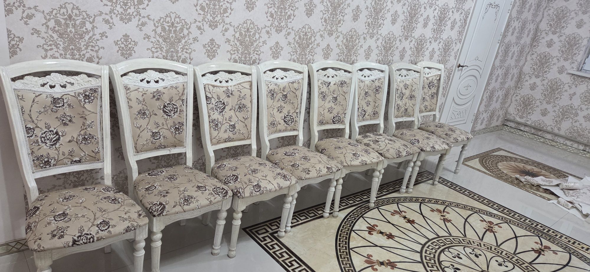 Стулья белые Арча