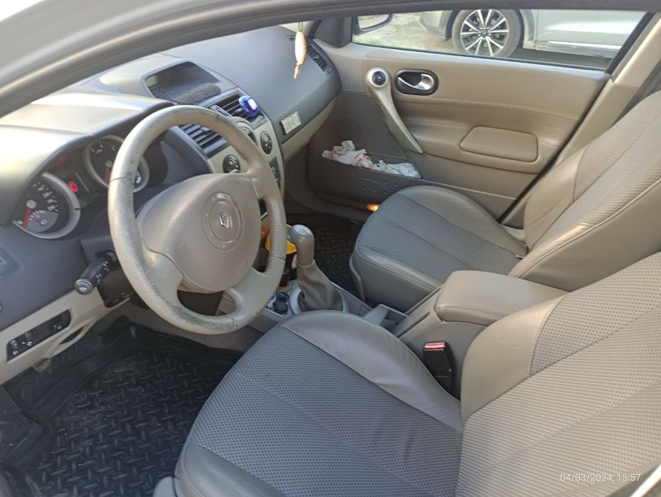 Megane 2 2004 1.6,16V