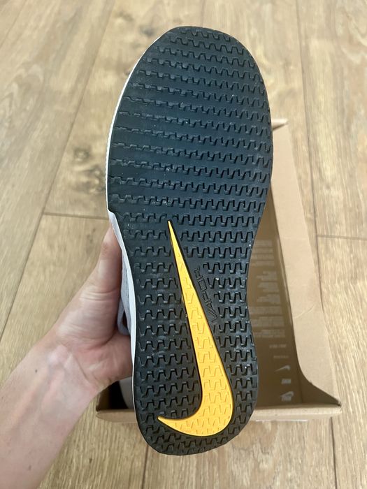 Nike Vapor Lite 2