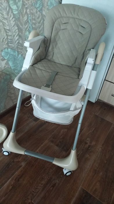 Продам детский стульчик для кормления
