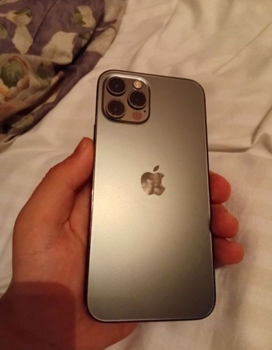 Iphone 12 pro. 128gb. 80% radnoy.